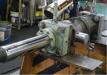 油圧・空圧機器のメンテナンス